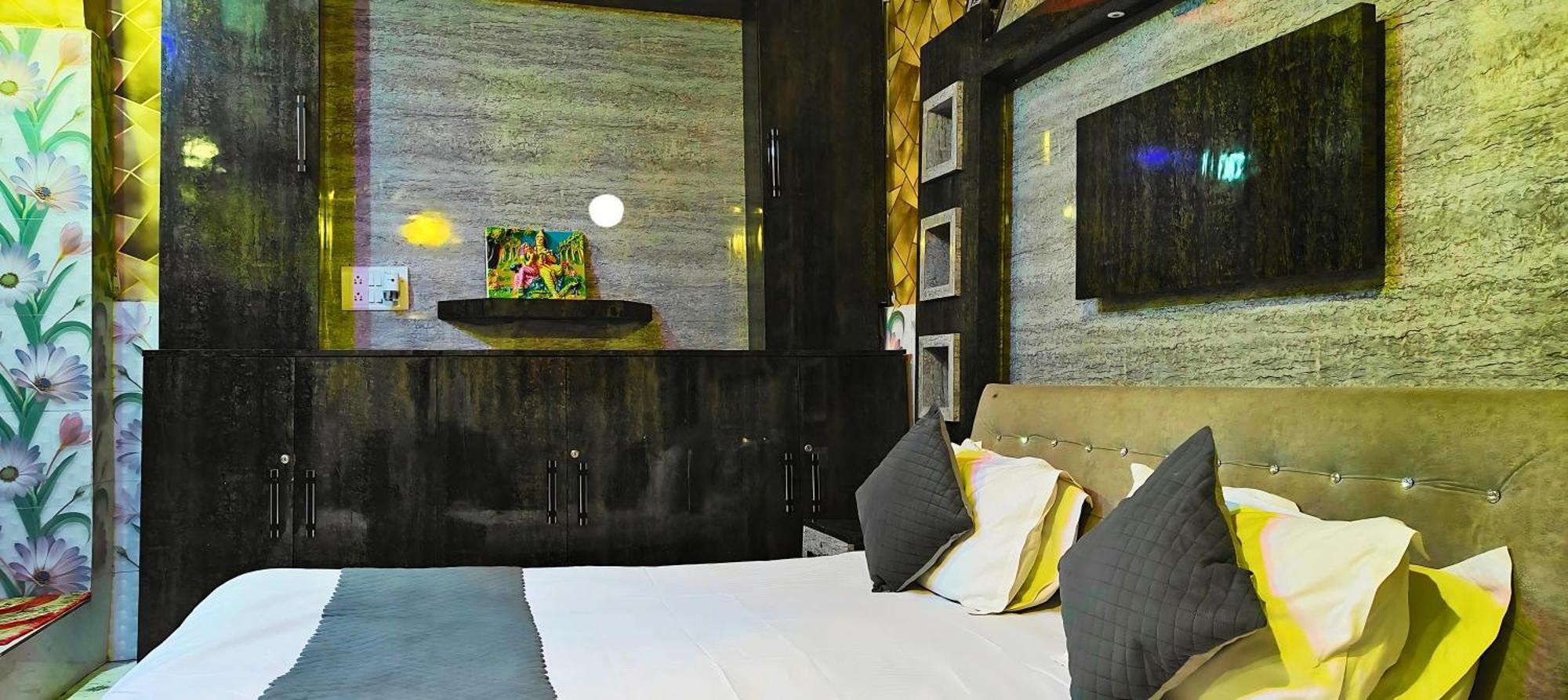 Ramayana Grand Hotel Ayodhya Bagian luar foto