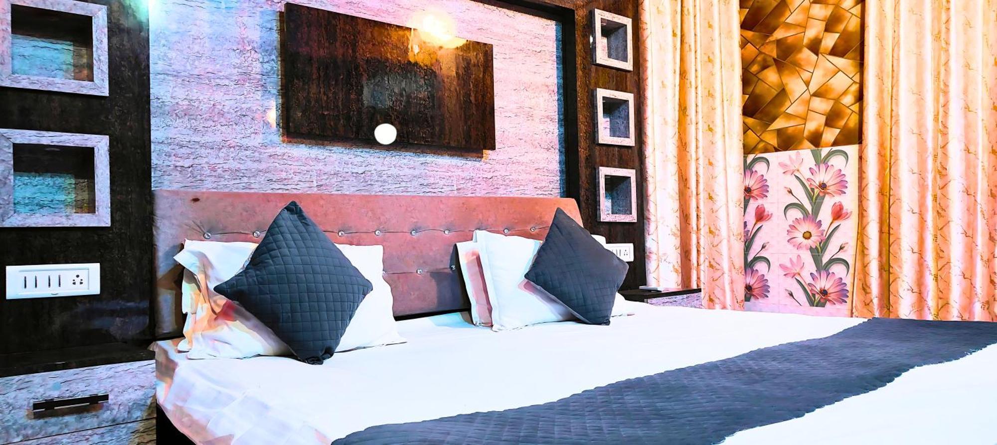 Ramayana Grand Hotel Ayodhya Bagian luar foto