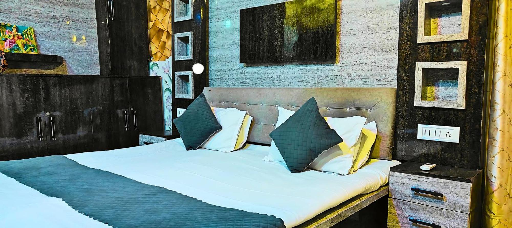 Ramayana Grand Hotel Ayodhya Bagian luar foto