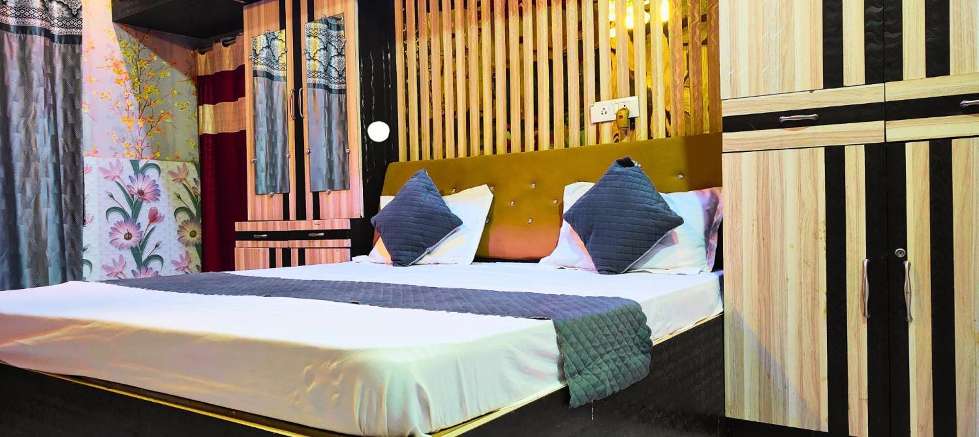 Ramayana Grand Hotel Ayodhya Bagian luar foto
